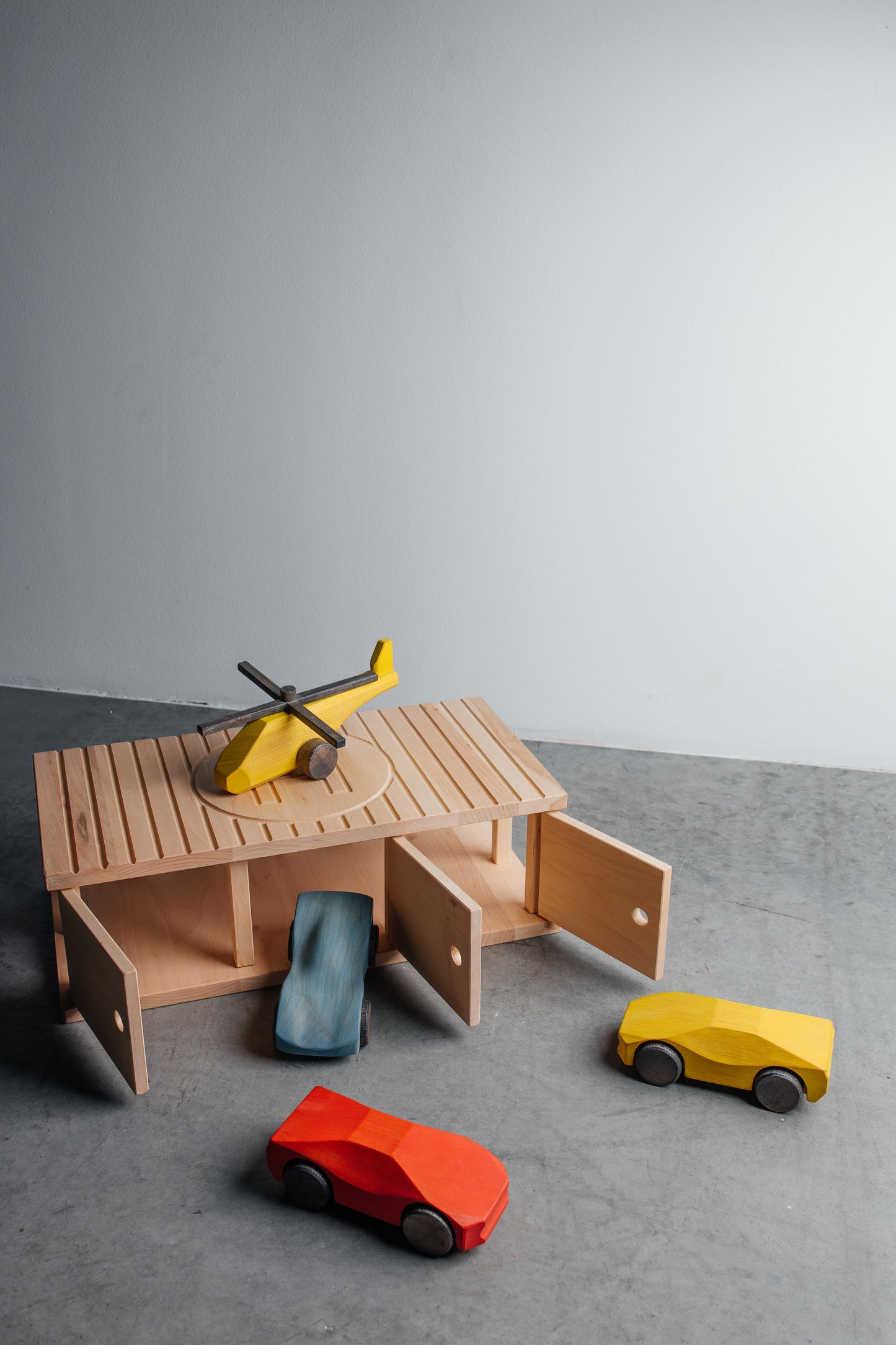 Garage Play Set with Helicopter